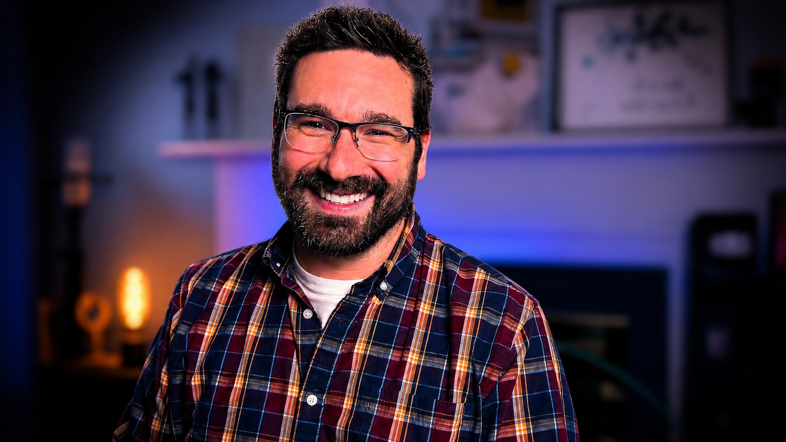 Rob Sheffer in his teaching studio